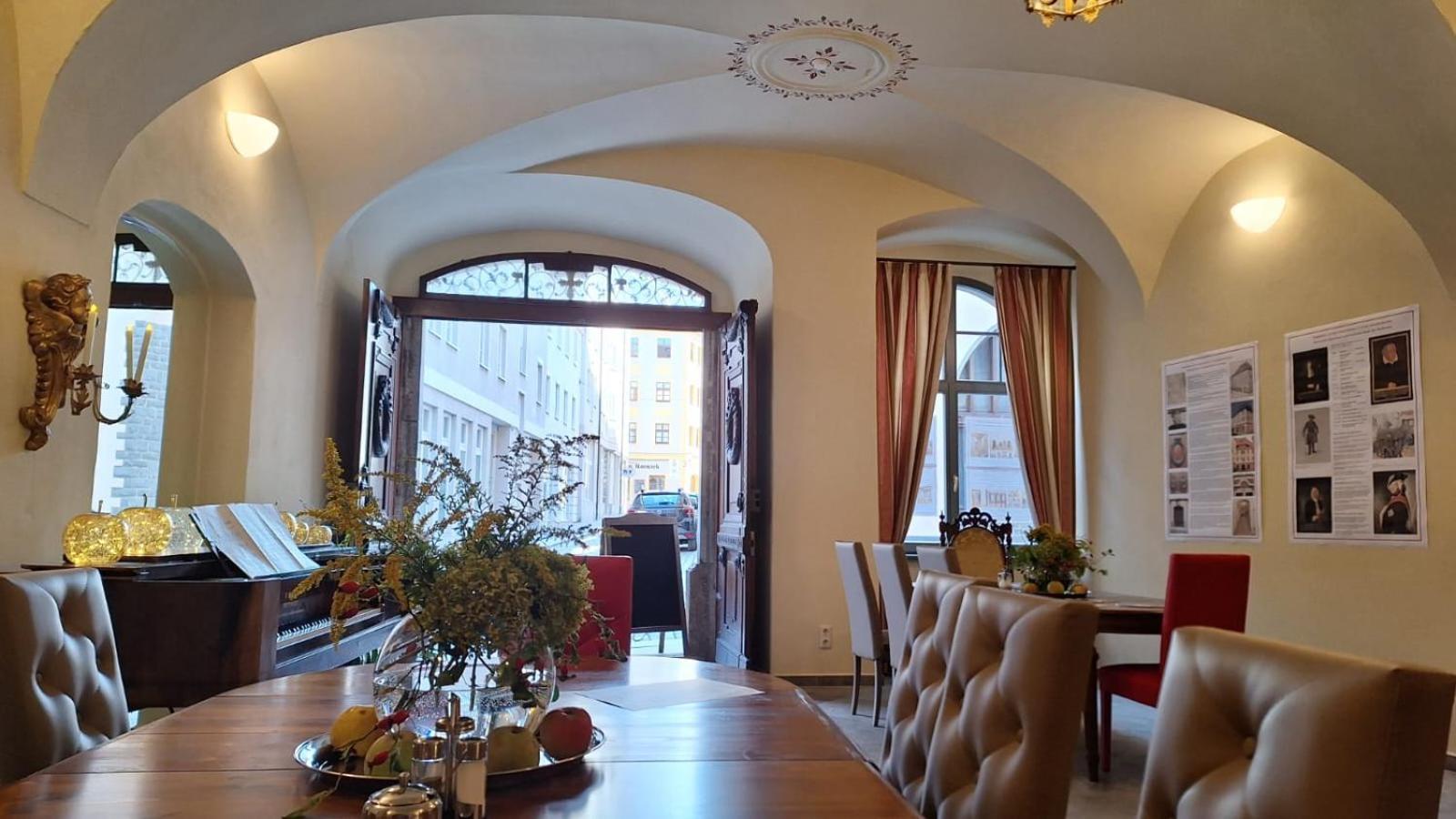 Stadtpalais Koenigssuite Maximal 2 Personen Und 1 Kleinkind Bautzen Exteriör bild