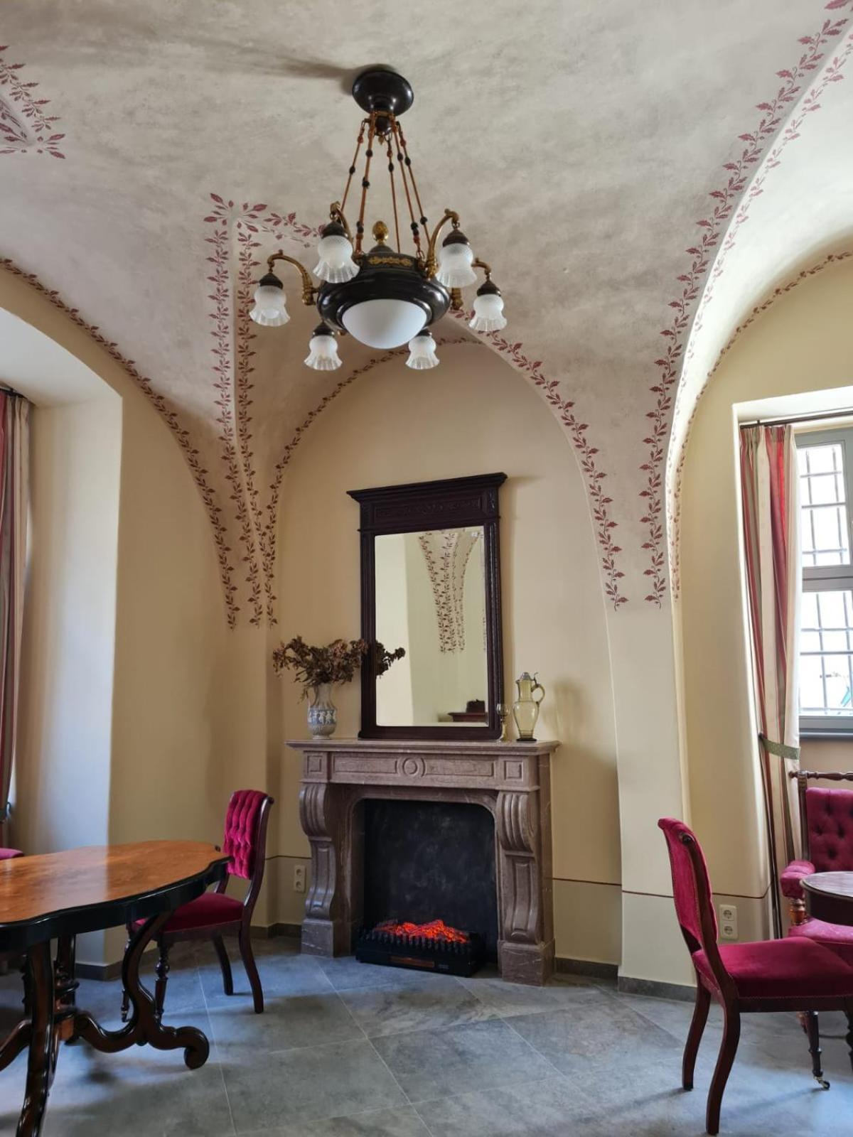 Stadtpalais Koenigssuite Maximal 2 Personen Und 1 Kleinkind Bautzen Exteriör bild